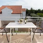 Topic * Vodice