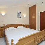 Topic Apartment
